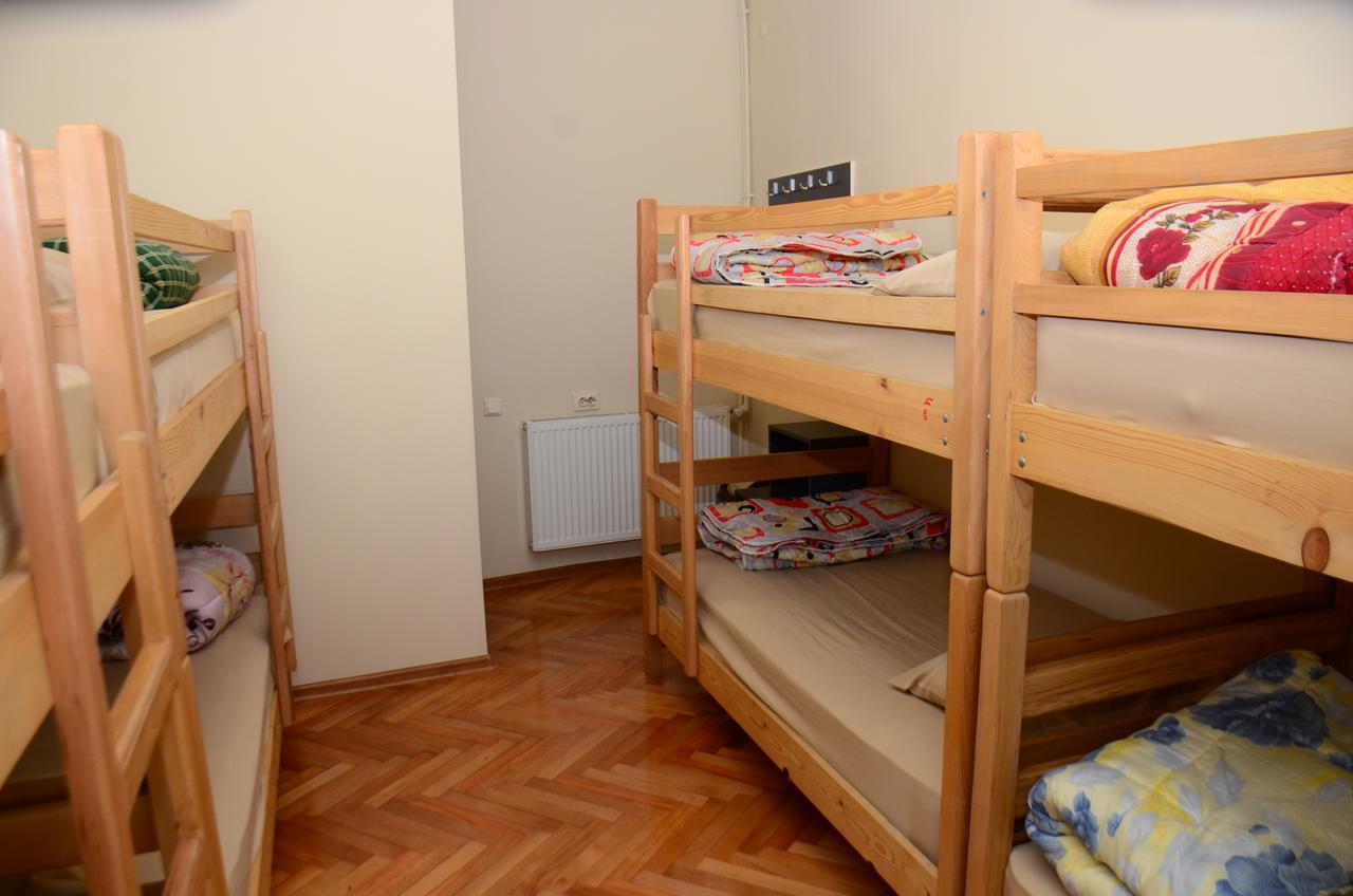 Hostel Batumi Globus Εξωτερικό φωτογραφία