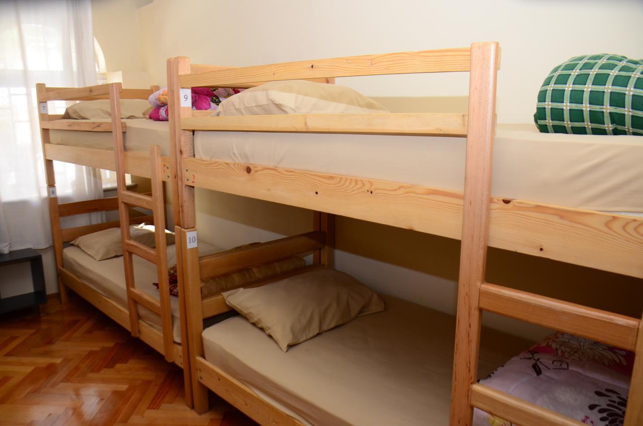 Hostel Batumi Globus Εξωτερικό φωτογραφία